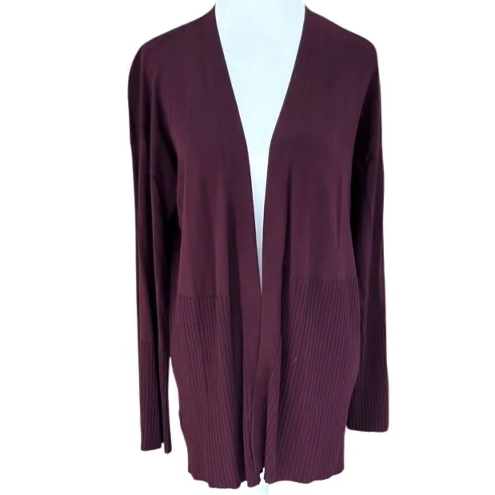 Ann Taylor purple open front ribbed cardigan size Medium.